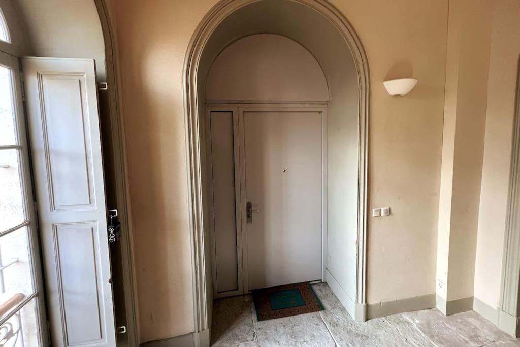Le Vieux Sextier - Ac Clim - Lumineux - Wifi - Hypercentre Apartment Авиньон Екстериор снимка