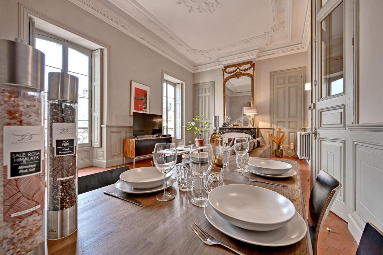 Le Vieux Sextier - Ac Clim - Lumineux - Wifi - Hypercentre Apartment Авиньон Екстериор снимка
